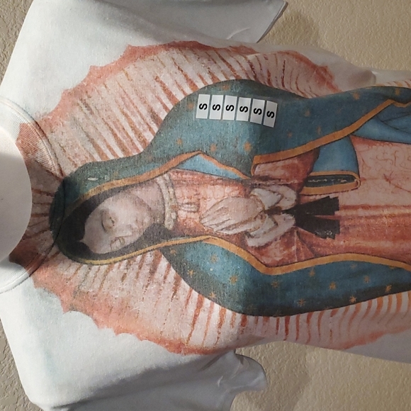 Virgen de Guadalupe Tshirt - Picture 2 of 9